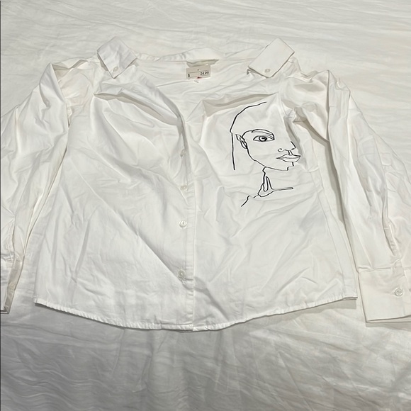 H&M Tops - H&M White Graphic Button-Up Shirt